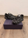 C-D sneaker